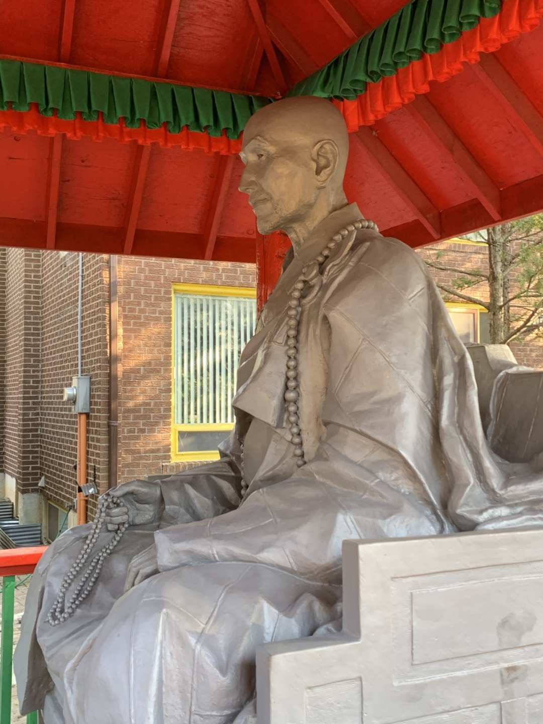 倓虚老法师铜像安座
